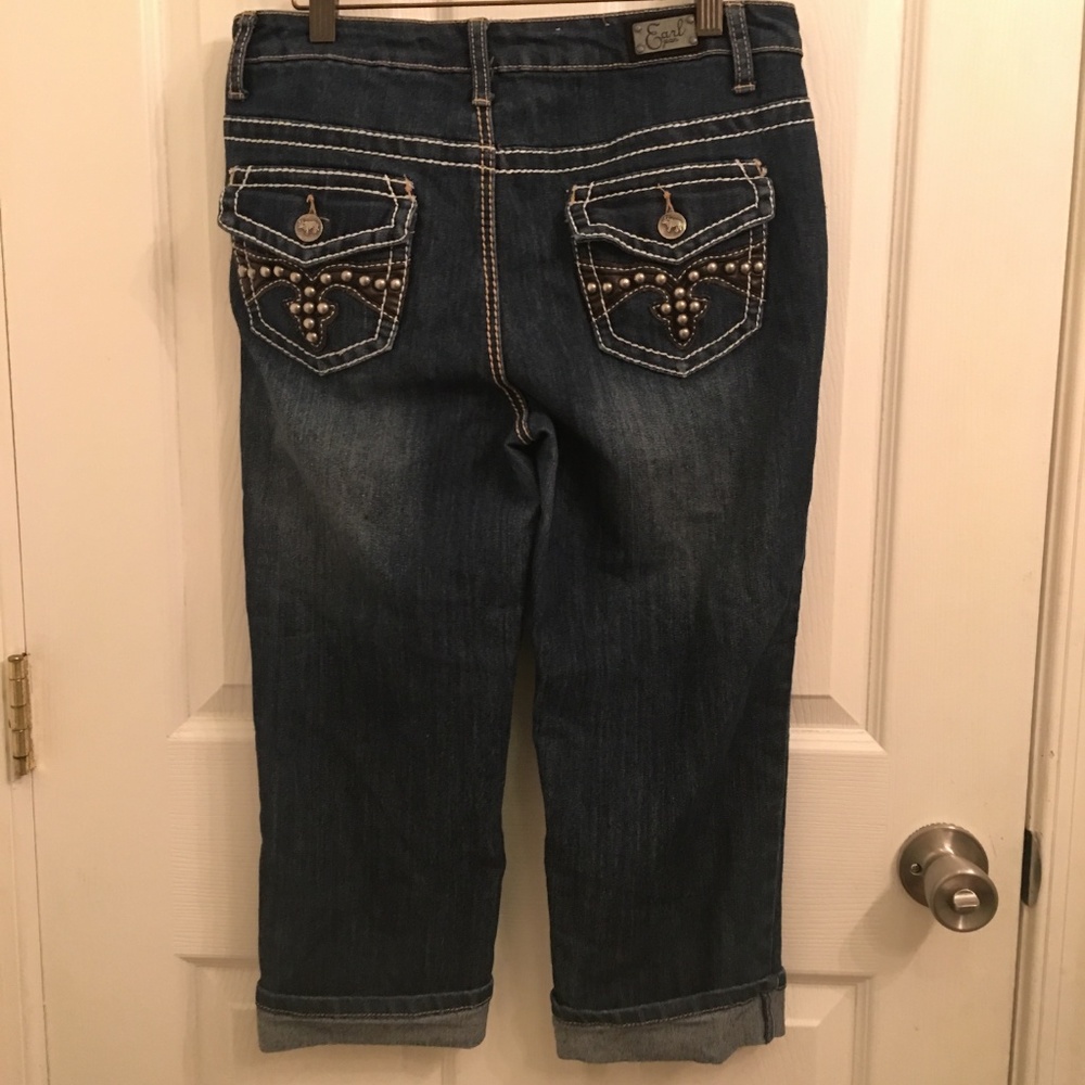 Earl Jean Cuffed Beaded Flapped Pockets Capri sz 6